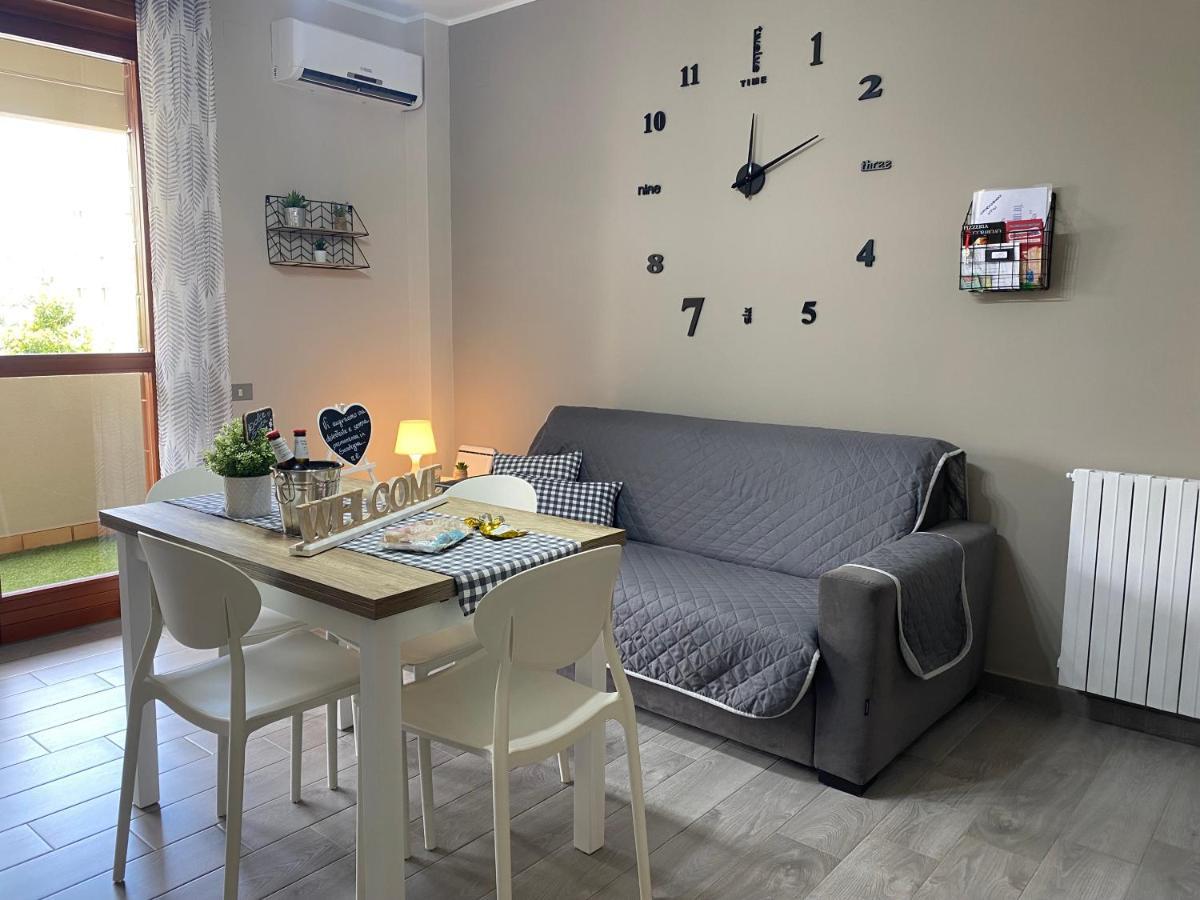 Casa Vacanze “Dolce Sosta” Куарту-Сант'Элена Экстерьер фото